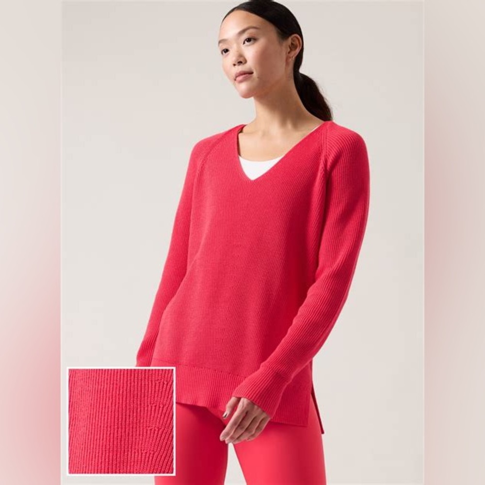 Athleta Hanover Refined V-Neck Sweater Size Medium Amaryllis Pink